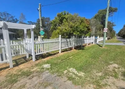 timber picket fence Fernleigh