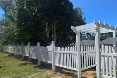 Timber picket fence Ballina